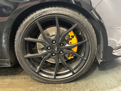 Ford Focus 2.0T EcoBoost ST-2 Euro 6 (s/s) 5dr 38