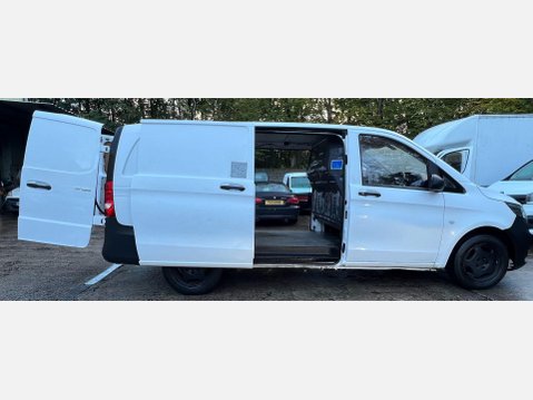 Mercedes-Benz Vito 1.6 111 CDI FWD L2 Euro 6 6dr 30