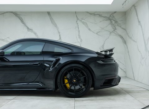 Porsche 911 Turbo S (992) 42