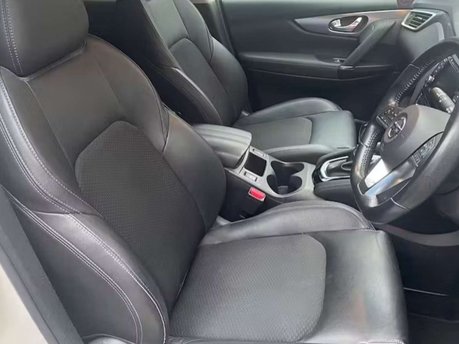 Nissan Qashqai 1.3 DIG-T Tekna SUV 5dr Petrol DCT Auto Euro 6 (s/s) (160 ps) 5