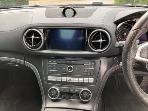 Mercedes-Benz SL Series 3.0 SL 400 AMG Line Premium Auto 2dr 17
