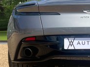 Aston Martin DB11 V12 21