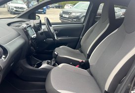 Toyota Aygo 1.0 VVT-I X-TREND TSS 5 DOOR 23