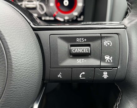 Nissan Qashqai 1.3 Qashqai N-Connecta DiG-T MHEV 5dr 58