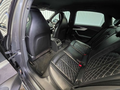 Audi S4 3.0 TFSI V6 Saloon 4dr Petrol Tiptronic quattro Euro 6 (s/s) (354 ps) 20