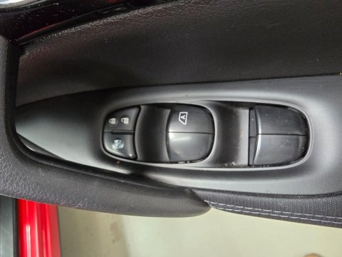 Nissan Qashqai 1.2 DIG-T N-Connecta 2WD Euro 6 (s/s) 5dr 43