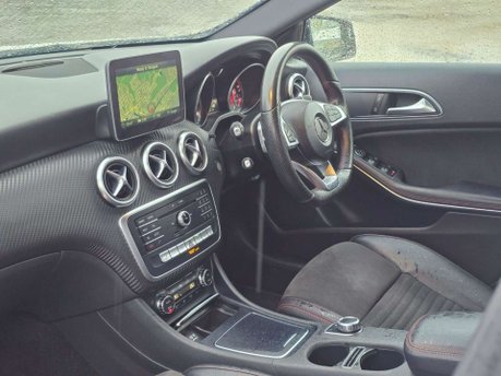 Mercedes-Benz A Class 2.1 A200d AMG Line (Premium) Hatchback 5dr Diesel 7G-DCT Euro 6 (s/s) (136  18