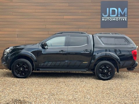 Nissan Navara 2.3 Navara N-Guard dCi 4WD 5dr 9