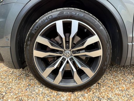 Volkswagen Tiguan 2.0 BiTDI R-Line DSG 4Motion Euro 6 (s/s) 5dr 14