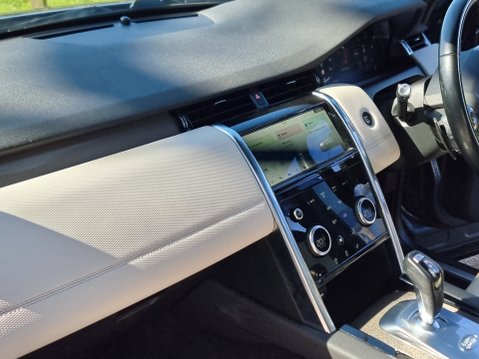 Land Rover Discovery Sport R-DYNAMIC SE MHEV 53