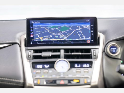 Lexus NX 2.5 300h GPF Premium SUV 5dr Petrol Hybrid E-CVT 4WD Euro 6 (s/s) (197 ps) 33