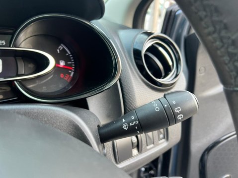 Renault Clio 1.5 dCi Dynamique S Nav Euro 6 (s/s) 5dr 48