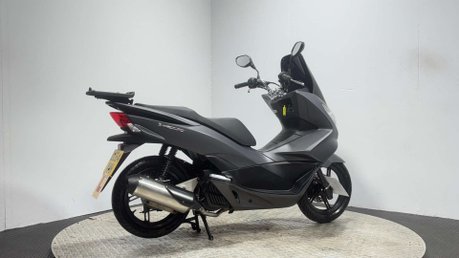 Honda PCX 2015 WW ONLY 7K ARROW EXHAUST NEW MOT VERY CLEAN 125CC SCOOTER 3