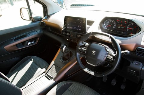 Peugeot Rifter BLUEHDI S/S GT LINE 4