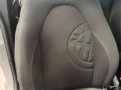 Alfa Romeo Mito 1.4 TB MultiAir Quadrifoglio Verde TCT Euro 6 (s/s) 3dr 33