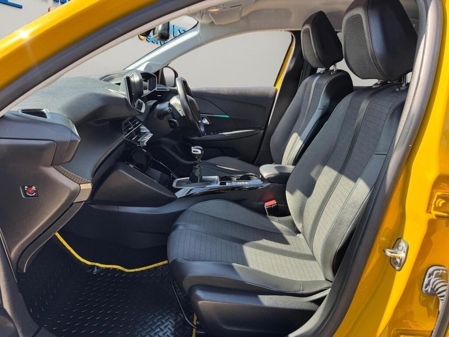 2020 Peugeot 208 — image 34