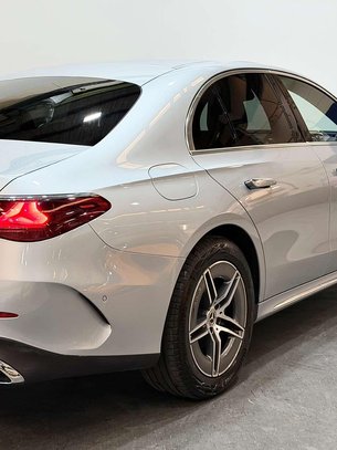 Mercedes-Benz E Class 2.0 E200h MHEV AMG Line Saloon 4dr Petrol Hybrid G-Tronic Euro 6 (s/s) (227 1