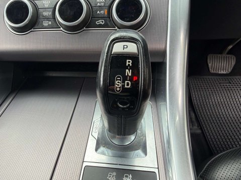 Land Rover Range Rover Sport 3.0 Range Rover Sport HSE SDV6 Auto 4WD 5dr 40