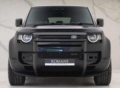 Land Rover Defender 110 X-Dynamic S D250 4