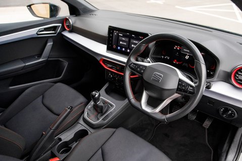 SEAT Ibiza ECOTSI FR 4