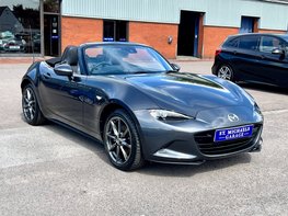 Mazda MX-5 SPORT NAV 4