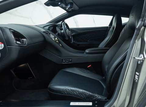 Aston Martin Vanquish ZAGATO 18
