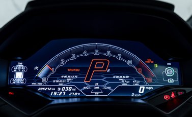 Lamborghini Huracan STO 14