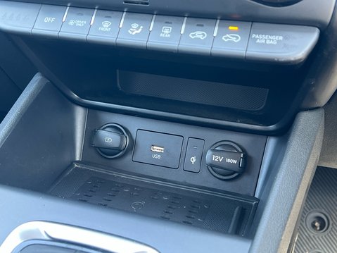 Hyundai KONA GDI PREMIUM 27