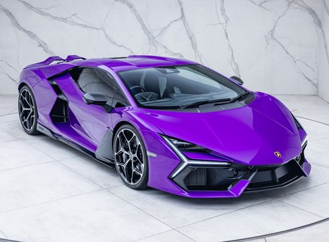 Lamborghini Revuelto 11