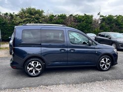 Ford Tourneo Connect 2.0 EcoBlue Active DCT Euro 6 (s/s) 5dr 8