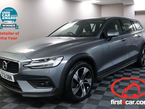 Volvo V60 B4 CROSS COUNTRY AWD MHEV