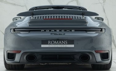 Porsche 911 Turbo S CABRIOLET (992) 11