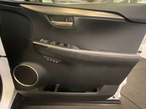 Lexus NX 2.5 NX 300h F Sport CVT 4WD 5dr 9