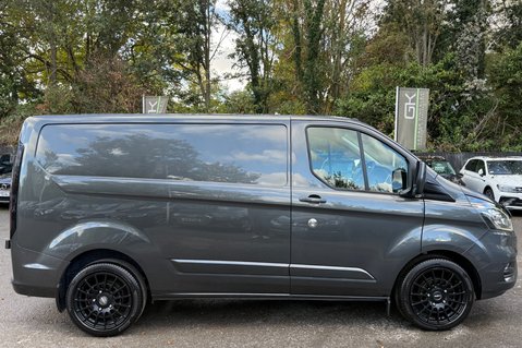 Ford Transit Custom 300 LIMITED L1 H1 AUTOMATIC - NO VAT - WETBELT CHANGED - 4 NEW BRIDGESTONES 5