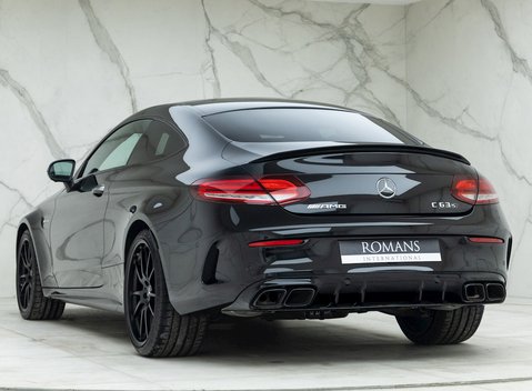 Mercedes-Benz C Class C63 S Night Edition 3