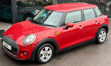 Mini Hatch One 1.2 Pepper 5 door + VISUAL BOOST + CONNECTED 9