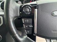 Land Rover Discovery SDV6 HSE 12