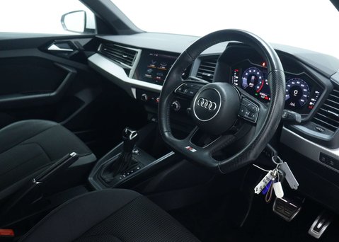 Audi A1 1.5 TFSI 35 S line Sportback 5dr Petrol S Tronic Euro 6 (s/s) (150 ps) 37