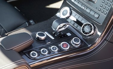 Mercedes-Benz SLS AMG GT Final Edition 19