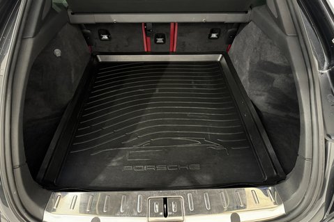 Porsche Panamera 4 SPORT TURISMO PDK 36