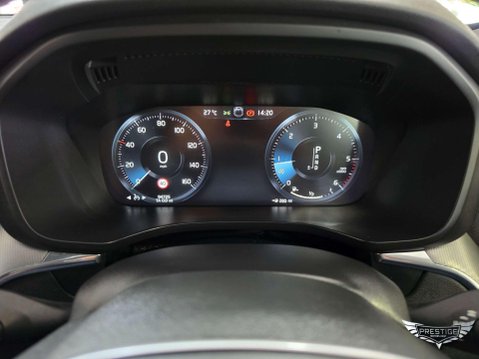Volvo XC60 2.0 D5 PowerPulse R-Design Auto AWD Euro 6 (s/s) 5dr 98