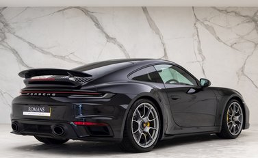 Porsche 911 (992) Turbo S 7