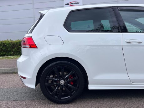 Volkswagen Golf 1.4 TSI BlueMotion Tech ACT R-Line Euro 6 (s/s) 3dr 54