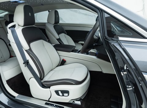 Rolls-Royce Spectre 11