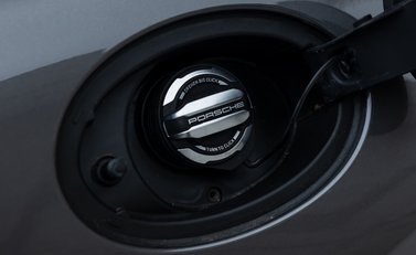 Porsche 911 Targa 4 GTS (992) 40