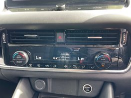 Nissan Qashqai 1.3 Qashqai N-Connecta DiG-T MHEV 5dr 47