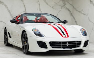 Ferrari 599 SA Aperta 12