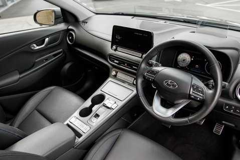 Hyundai KONA ULTIMATE 4