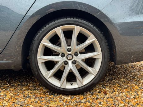 SEAT Leon 1.5 Leon FR Sport TSI Evo 5dr 46