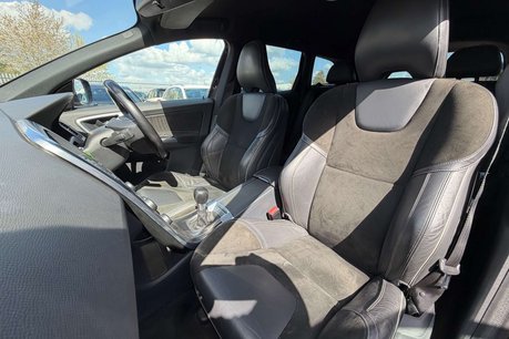 Volvo XC60 2.4 XC60 R-Design Nav D4 AWD 4WD 5dr 39